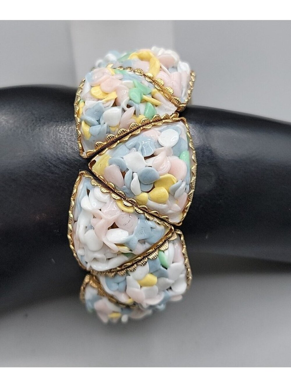 Vtg Pastel Mosaic Demi-Parure Set Triangle Clip-On Earrings Segmented Bracelet - Picture 3 of 16